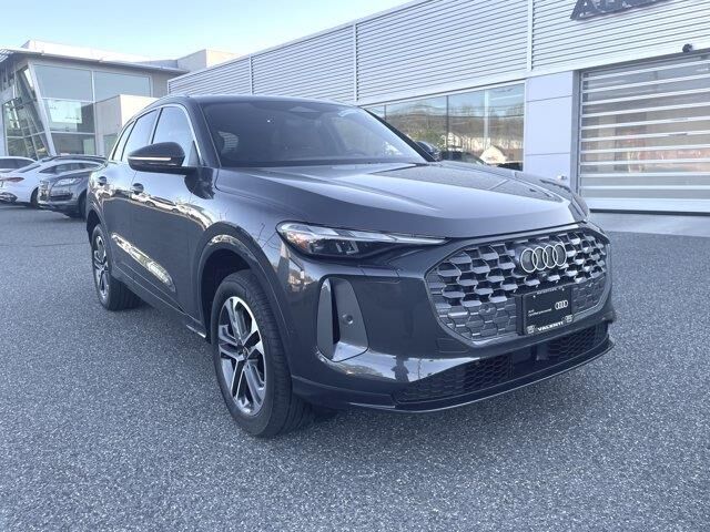 2025 Audi All-new Q5 quattro Premium TFSI