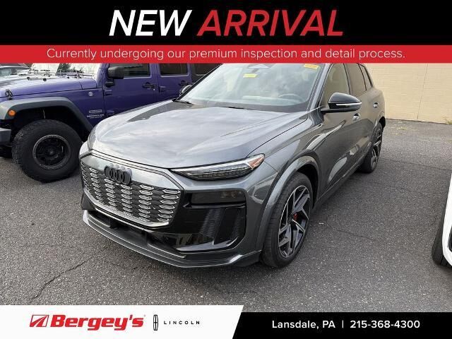 2025 Audi SQ6 e-tron quattro Premium Plus