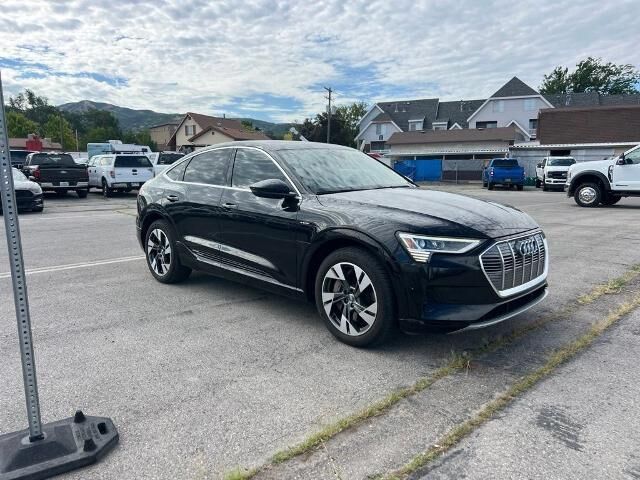 2020 Audi e-tron Sportback quattro Premium Plus — photo 1 of 7
