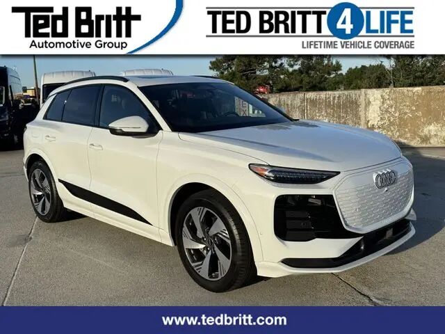2025 Audi Q6 e-tron quattro Prestige