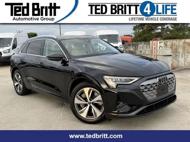 2024 Audi Q8 e-tron quattro Premium Plus — photo 1 of 13