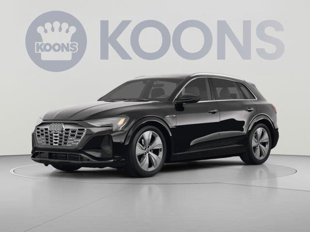 2024 Audi Q8 e-tron quattro Premium Plus