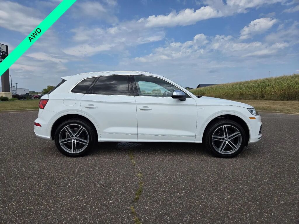 2018 Audi SQ5 3.0T quattro Premium Plus — photo 1 of 13