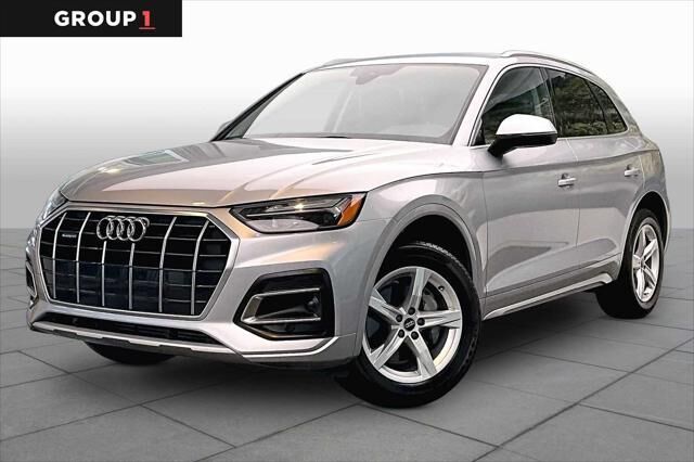 2024 Audi Q5 quattro Premium 40 TFSI