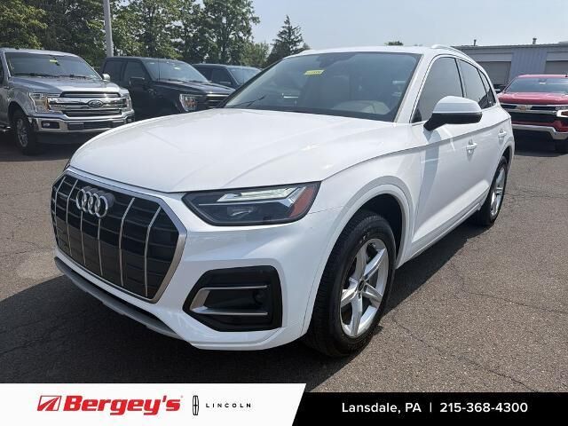 2023 Audi Q5 quattro Premium 40 TFSI