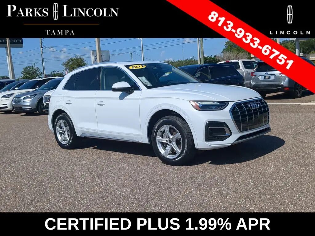 2022 Audi Q5 quattro Premium 40 TFSI