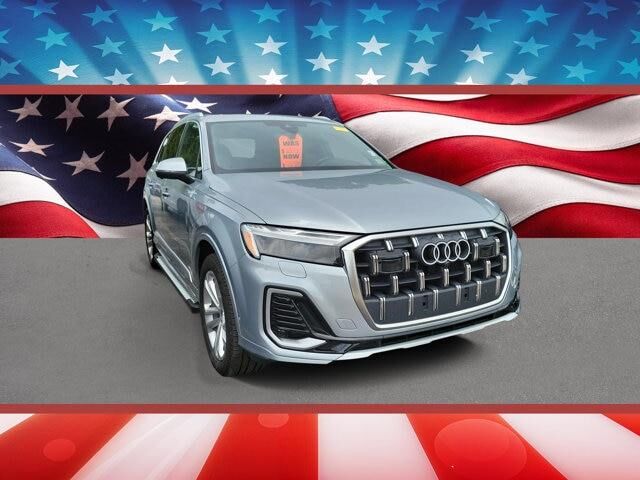 2025 Audi Q7 quattro Premium 45 TFSI