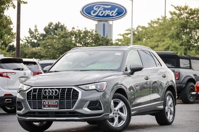 2019 Audi Q3 quattro Premium 45 TFSI