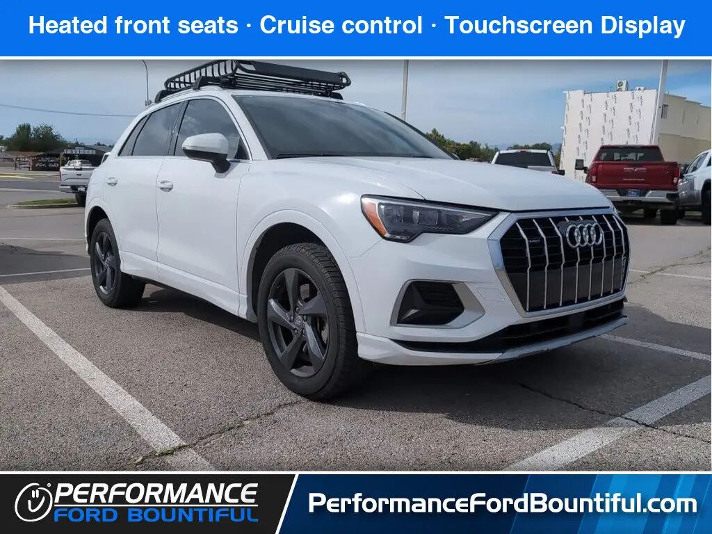 2019 Audi Q3 quattro Premium 45 TFSI — photo 1 of 13