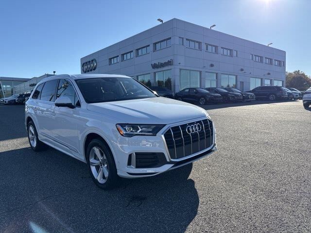 2022 Audi Q7 quattro Premium 45 TFSI — photo 1 of 13