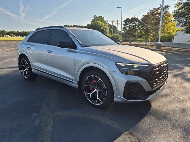 2024 Audi SQ8 4.0T quattro Premium Plus