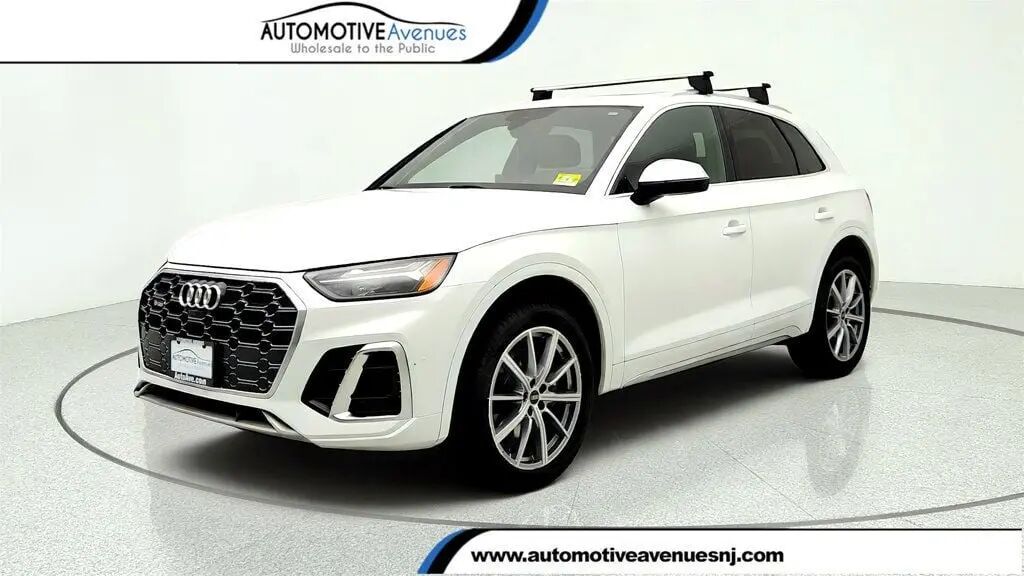 2021 Audi SQ5 3.0T quattro Premium Plus — photo 1 of 13