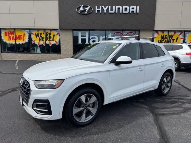 2023 Audi Q5 quattro Premium Plus 40 TFSI — photo 1 of 13