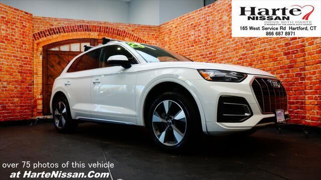 2023 Audi Q5 quattro Premium Plus 40 TFSI