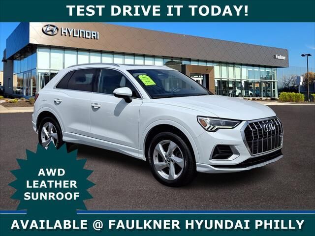 2020 Audi Q3 quattro Premium Plus 45 TFSI — photo 1 of 13