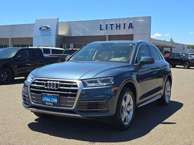 2018 Audi Q5 2.0T quattro Premium Plus — photo 1 of 13