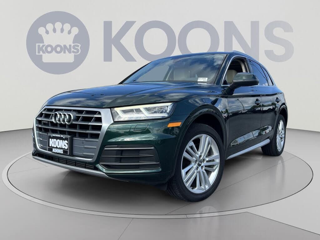 2020 Audi Q5 quattro Premium Plus 45 TFSI — photo 1 of 1
