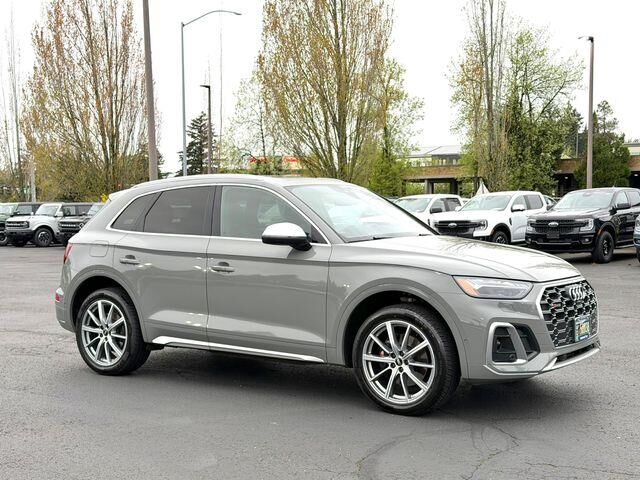 2021 Audi SQ5 3.0T quattro Prestige — photo 1 of 7