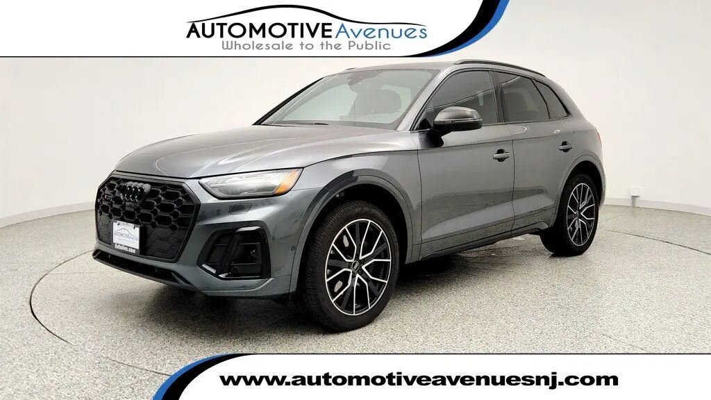 2022 Audi SQ5 3.0T quattro Prestige — photo 1 of 13