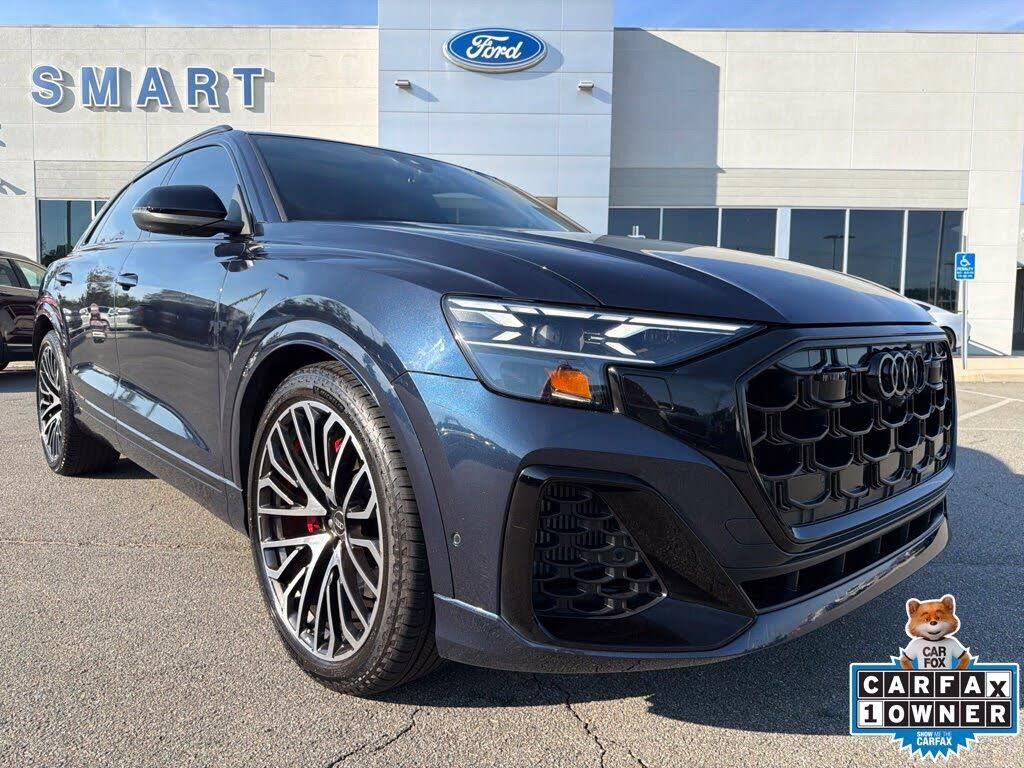 2024 Audi SQ8 4.0T quattro Prestige — photo 1 of 1