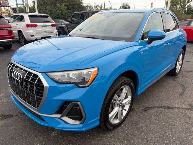 2020 Audi Q3 quattro S line Premium 45 TFSI