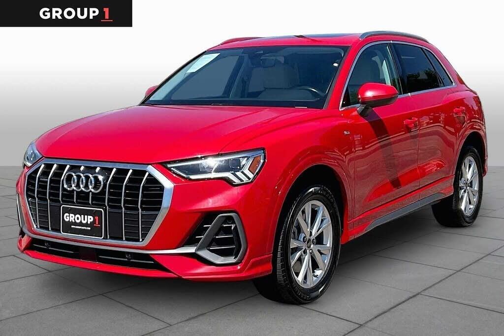 2024 Audi Q3 quattro S line Premium 45 TFSI — photo 1 of 1