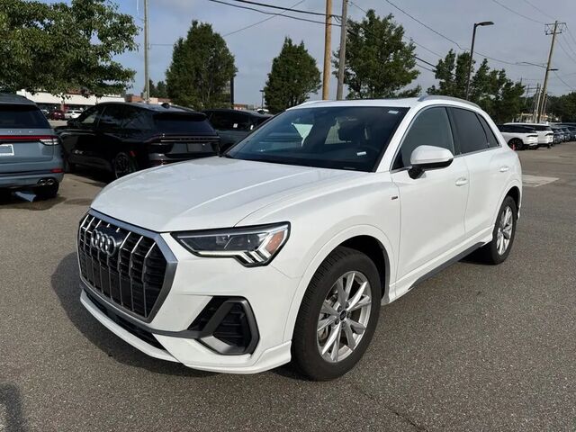 2024 Audi Q3 quattro S line Premium 45 TFSI