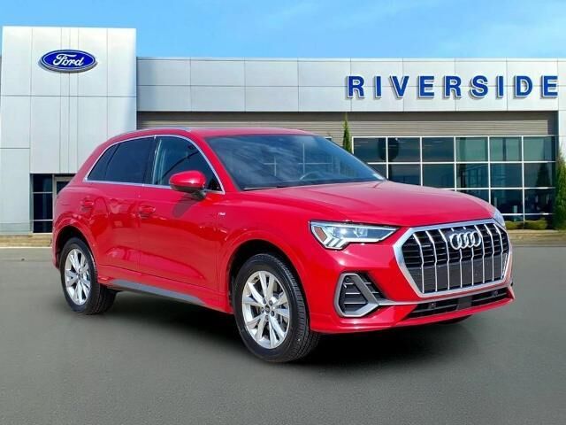 2025 Audi Q3 quattro S line Premium 45 TFSI