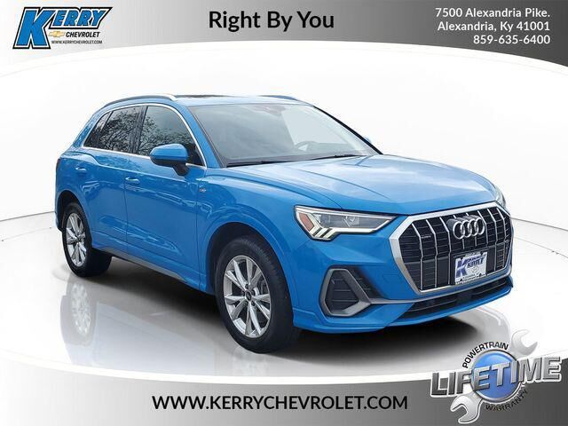 2023 Audi Q3 quattro S line Premium 45 TFSI