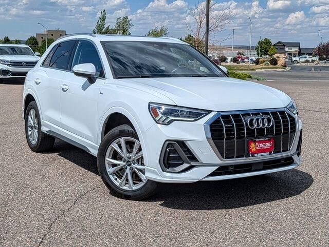 2025 Audi Q3 quattro S line Premium 45 TFSI
