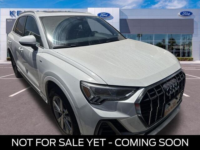 2024 Audi Q3 quattro S line Premium 45 TFSI