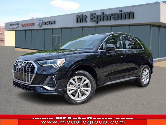 2025 Audi Q3 S line Premium