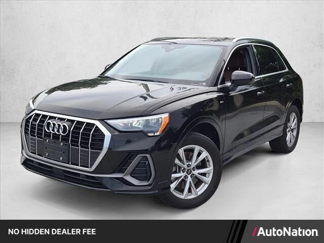 2022 Audi Q3 quattro S line Premium 45 TFSI