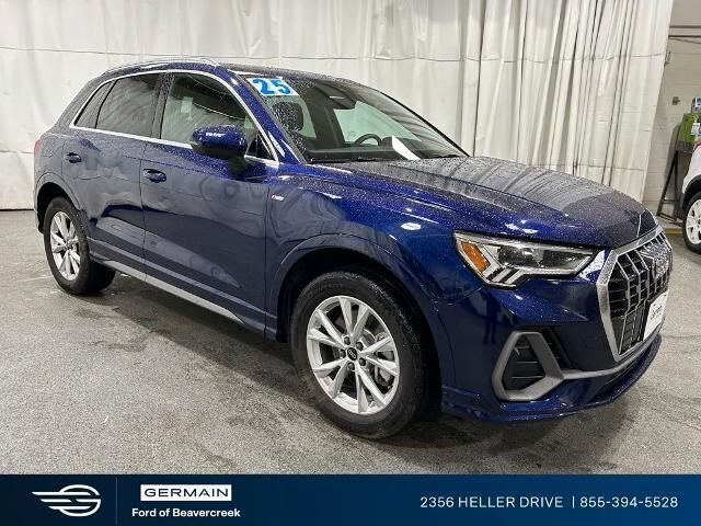 2025 Audi Q3 quattro S line Premium 45 TFSI