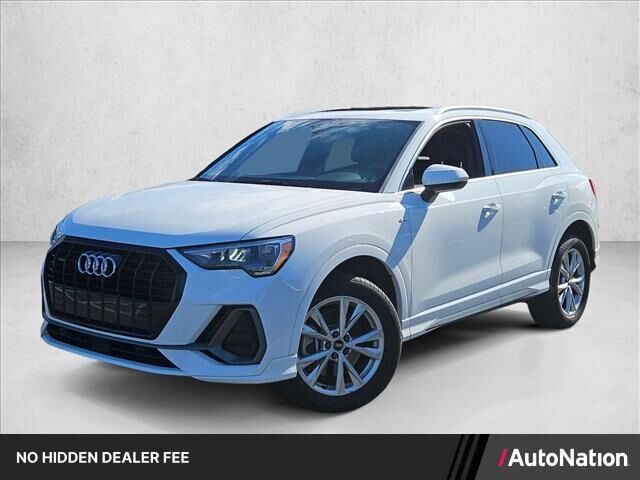2021 Audi Q3 quattro S line Premium 45 TFSI — photo 1 of 13
