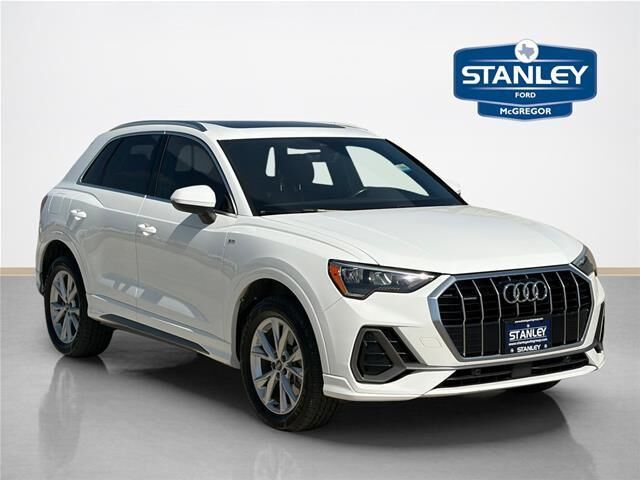 2021 Audi Q3 quattro S line Premium 45 TFSI — photo 1 of 11