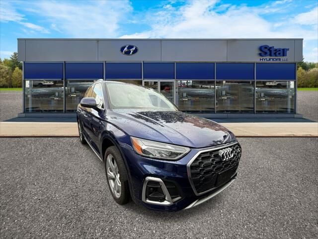 2022 Audi Q5 quattro S line Prem Plus 45 TFSI — photo 1 of 6