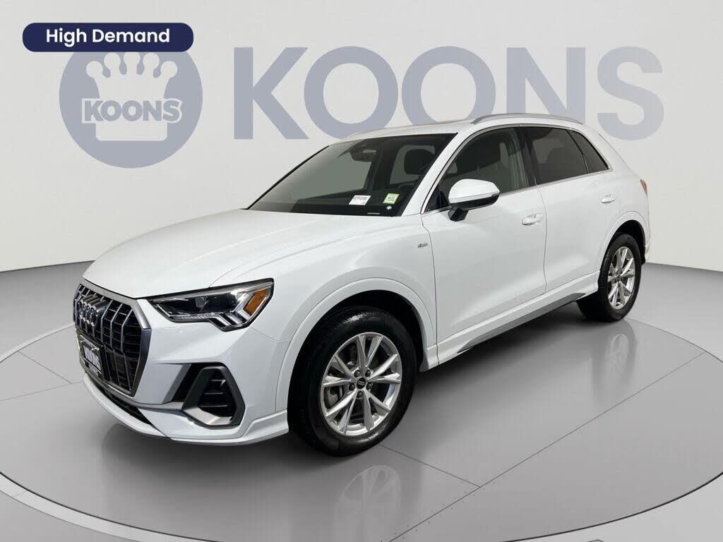 2023 Audi Q3 quattro S line Prem Plus 45 TFSI — photo 1 of 1
