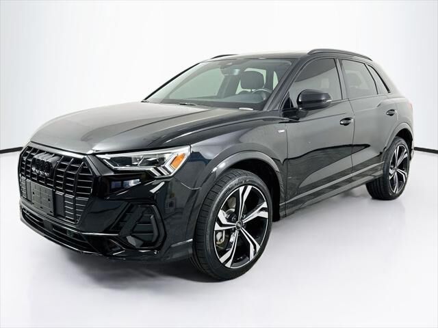 2024 Audi Q3 quattro S line Prem Plus 45 TFSI