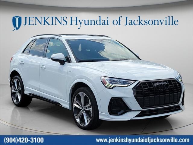 2021 Audi Q3 quattro S line Prem Plus 45 TFSI — photo 1 of 13