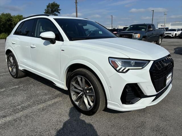 2021 Audi Q3 quattro S line Prem Plus 45 TFSI