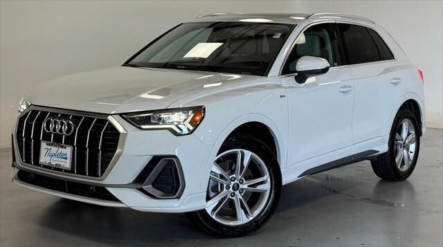 2023 Audi Q3 quattro S line Prem Plus 45 TFSI