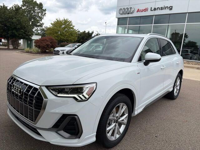 2025 Audi Q3 quattro S line Prem Plus 45 TFSI