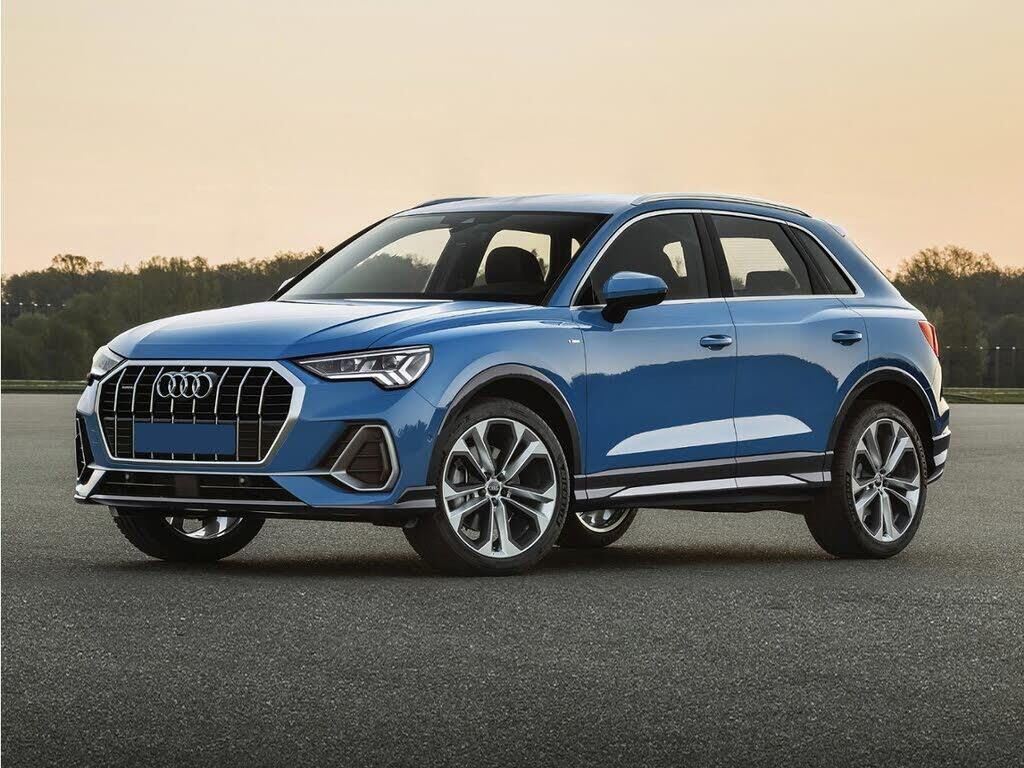 2022 Audi Q3 quattro S line Prem Plus 45 TFSI — photo 1 of 1