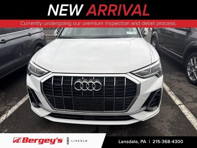 2023 Audi Q3 quattro S line Prem Plus 45 TFSI