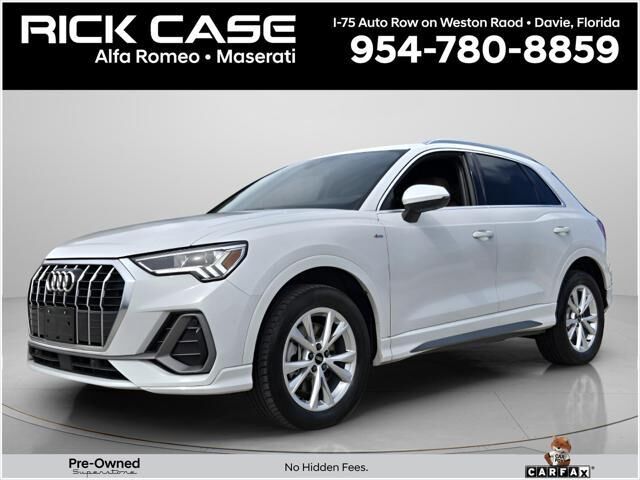 2024 Audi Q3 quattro S line Prem Plus 45 TFSI