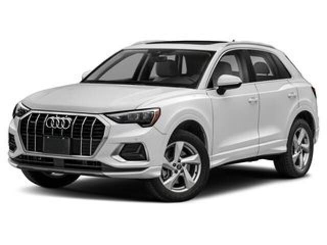 2022 Audi Q3 quattro S line Prem Plus 45 TFSI