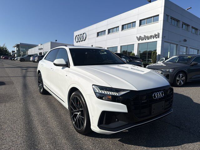 2023 Audi Q8 PRESTIGE