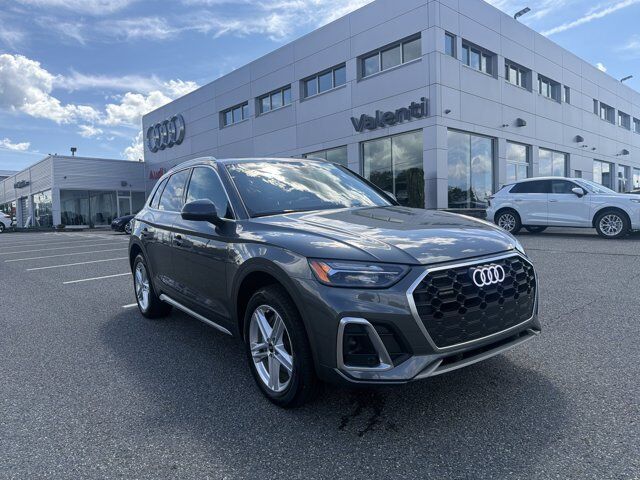 2024 Audi Q5 S LINE PREMIUM