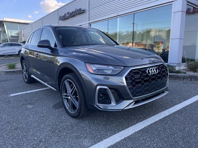 2024 Audi Q5 e quattro S line Premium 55 TFSI — photo 1 of 13
